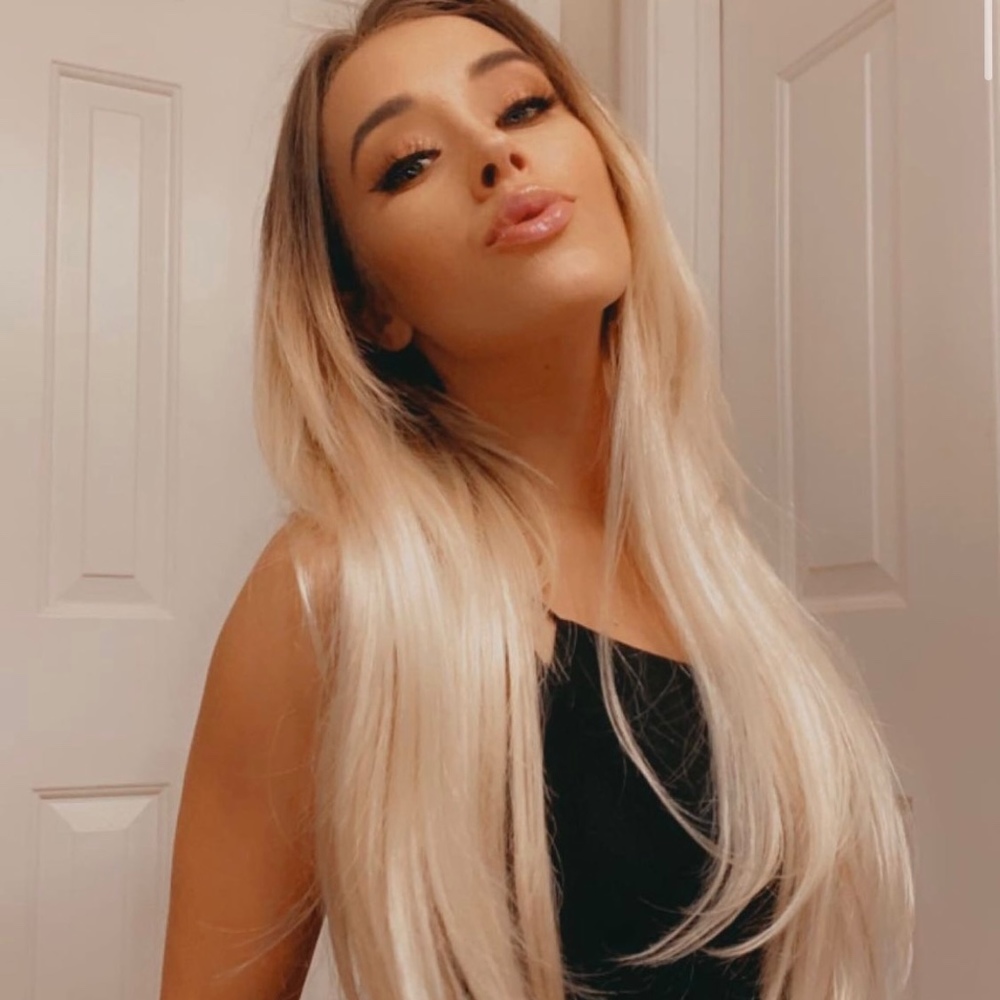 Meet your Posher, Brittany